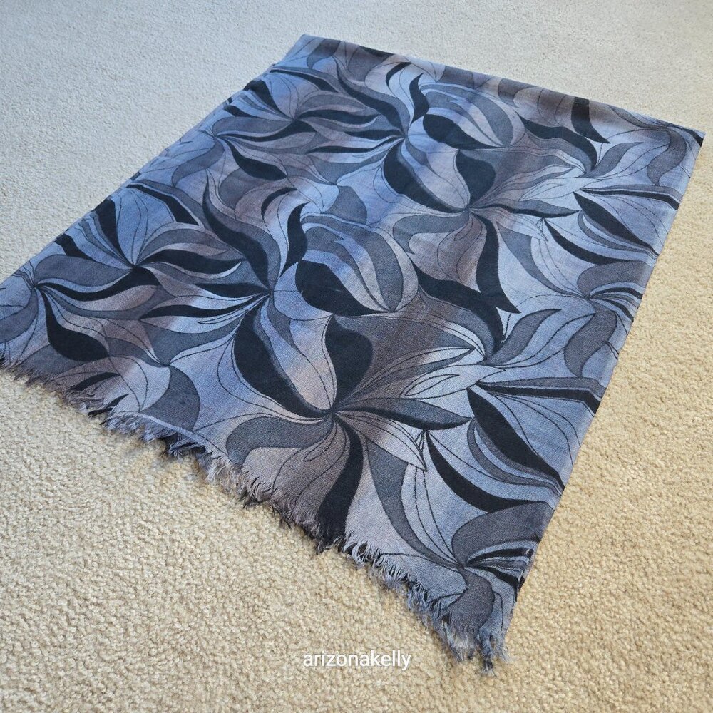 100% Wool Scarf Lightweight Black & Grey - Picture 11 of 13